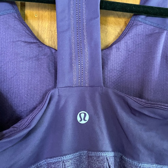 Lululemon tank - Picture 4 of 6